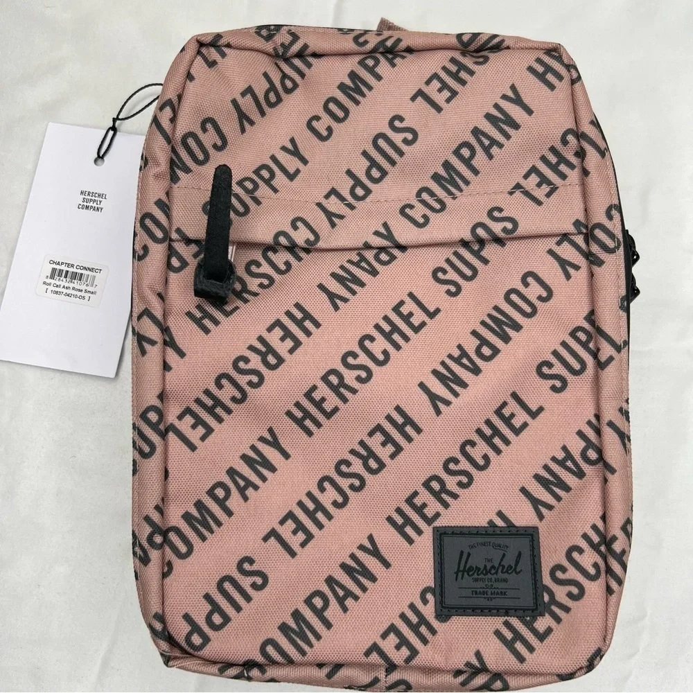 Herschel Chapter Connect Travel Kit